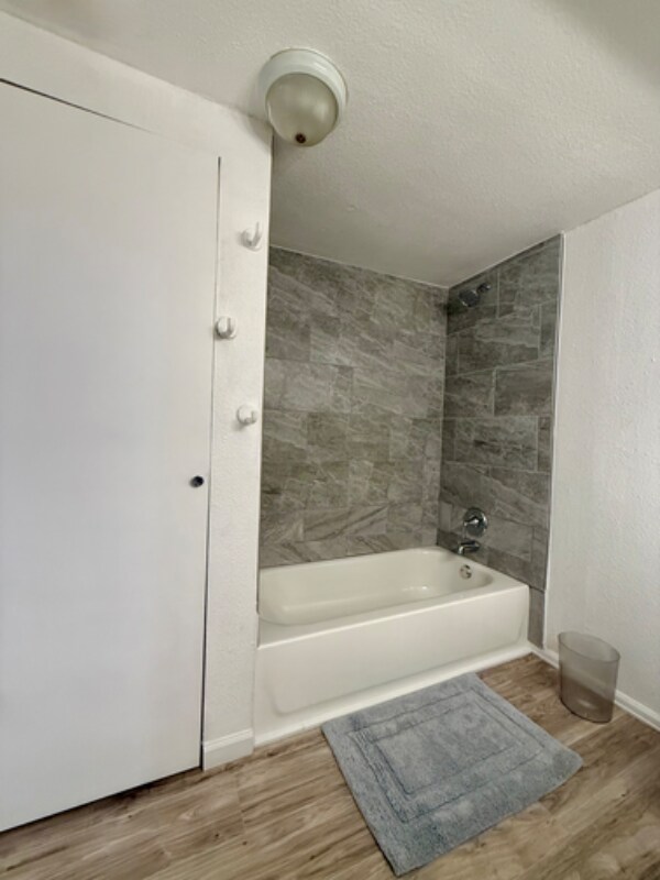 Building Photo - 2708 W 98th Dr