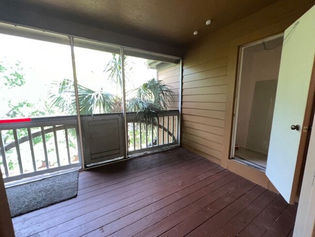 Building Photo - SABLE WALK RENTAL MOVE IN NOW!Spacious 2X2...