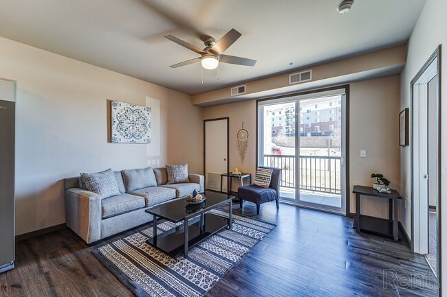 Interior Photo - Urban West Apartment Community