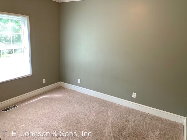 Building Photo - 4 br, 4 bath House - 3800 Ebert Road