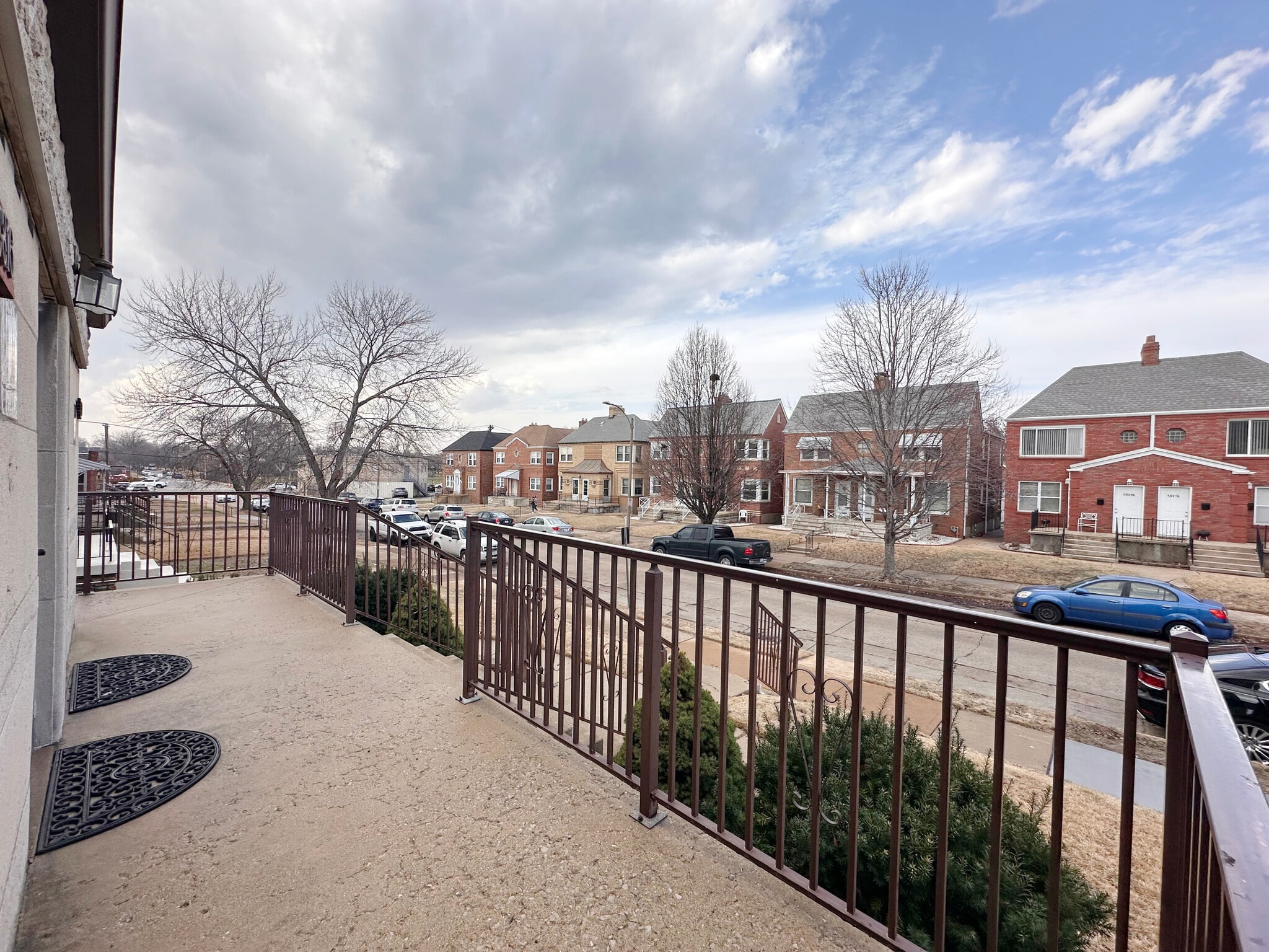 Building Photo - 5816 Mardel Ave