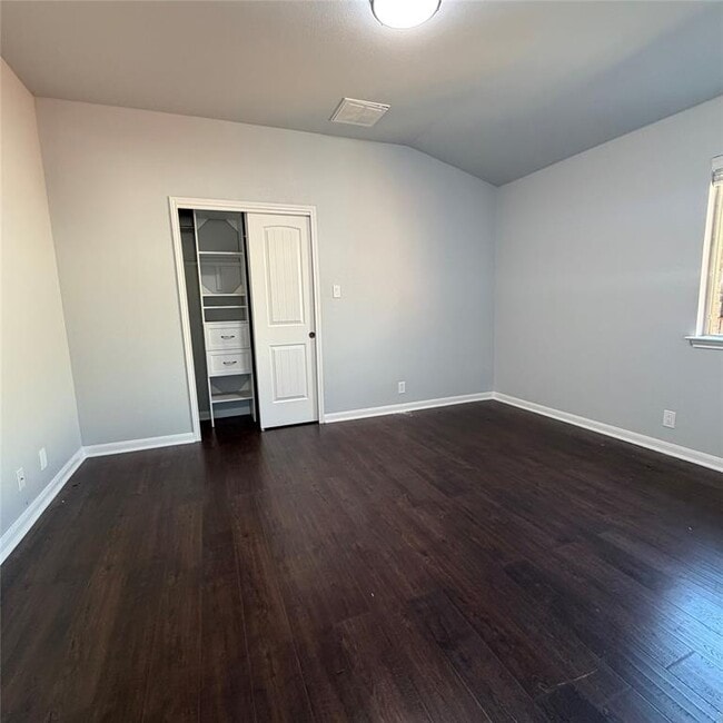 Building Photo - 1115 Sunny Meadows Loop