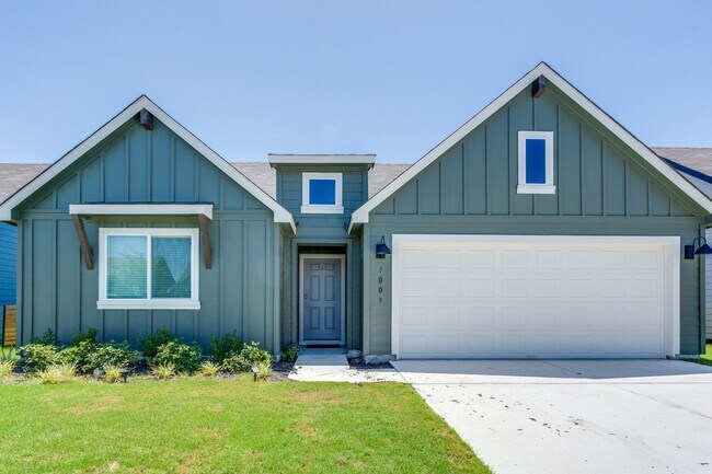 Building Photo - 4-BEDROOM NEW CONSTRUCTION IN SWENSON HEIG...