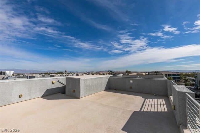 Building Photo - 8048 Haywood Estate Ave