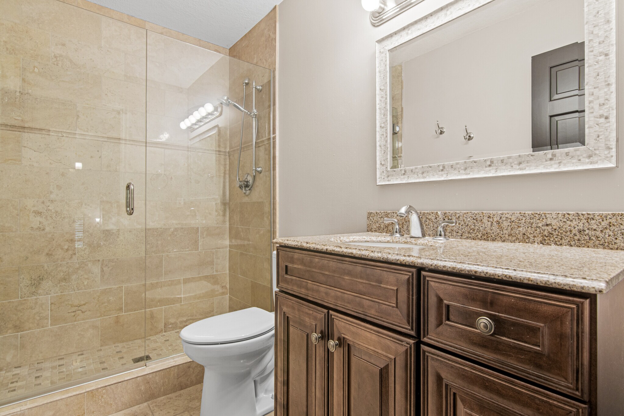 Building Photo - 9039 Brentwood Trl