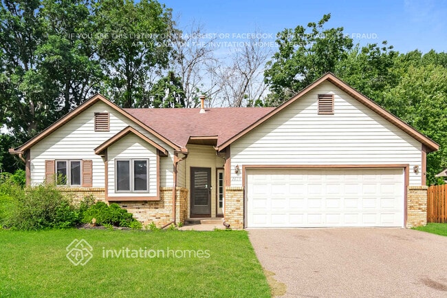 Building Photo - 1609 Lakewood Dr N