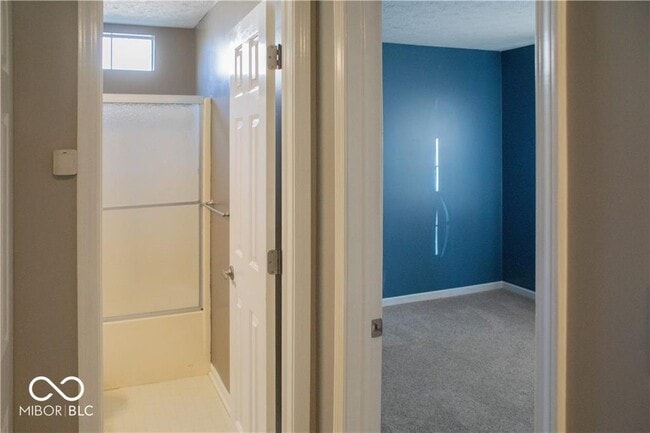 Building Photo - 12403 E 75th St