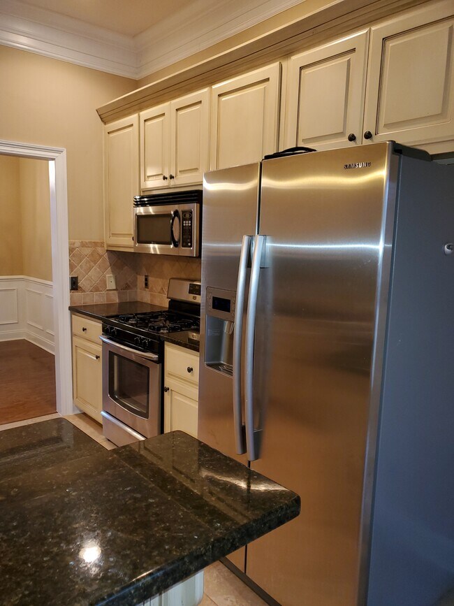 Building Photo - 9737 Faversham Ct