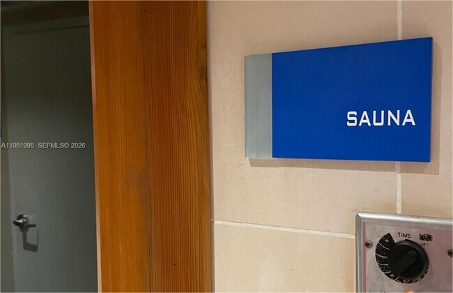 Building Photo - 335 S Biscayne Blvd