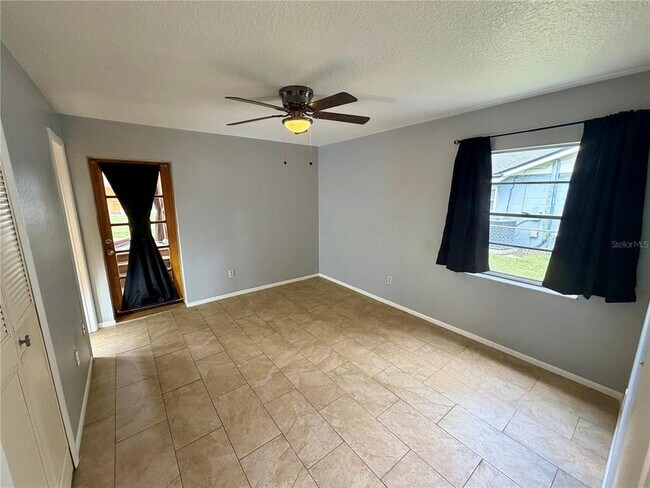 Building Photo - 1 King Arthur Ct