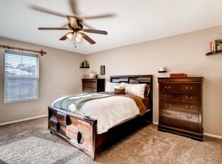 Building Photo - Beautiful Home for Rent in The Meadows