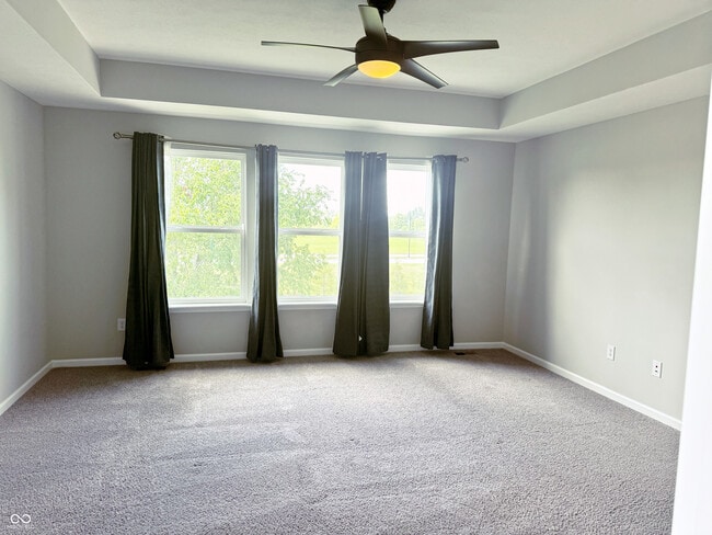Building Photo - 7882 Villa Cir