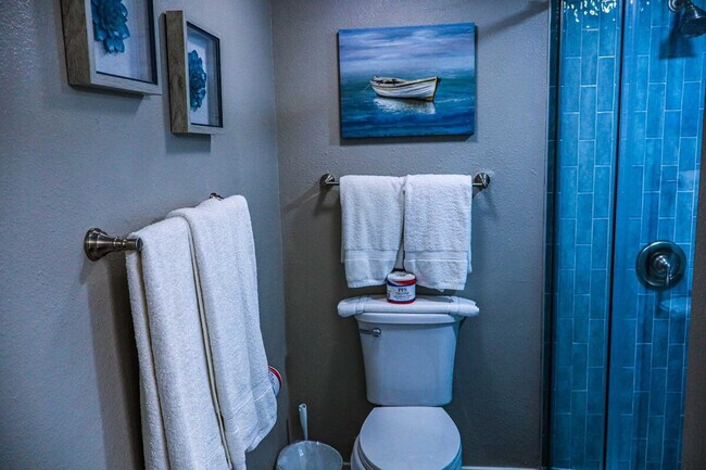 Building Photo - 5605 Gulf Blvd