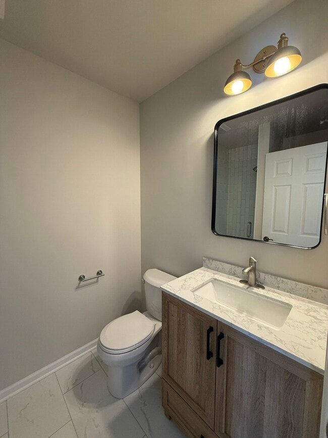 Building Photo - 2411 N Kennicott Dr