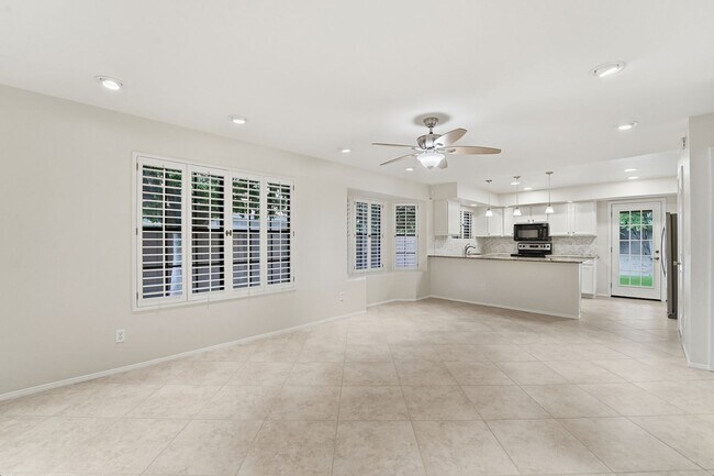 Building Photo - Beautiful 3 Bed/ 2.5 Bath Scottsdale Home I Near Kierland - Prime Location