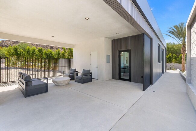 Building Photo - 71272 San Gorgonio Rd
