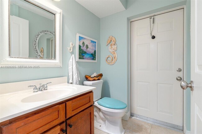 Building Photo - 3842 SW St Lucie Ln