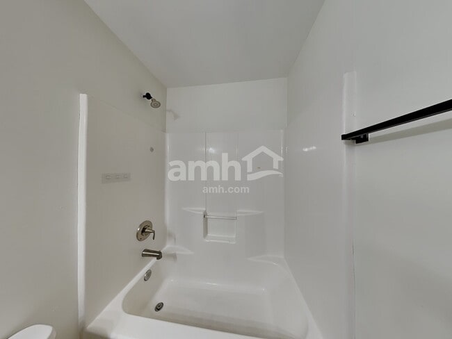 Building Photo - 1421 Juniper Hills Ln