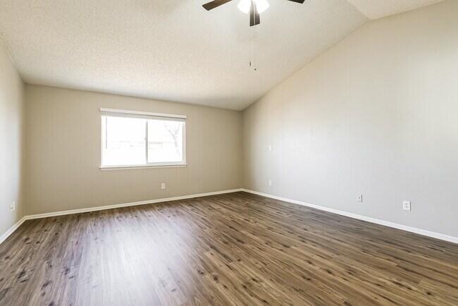 Building Photo - 13538 Raritan Way