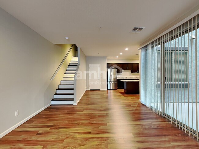 Building Photo - 20785 W Maiden Ln