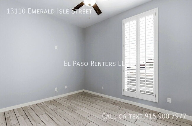 Building Photo - 13110 Emerald Isle St