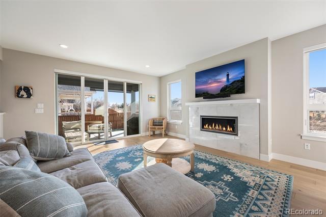 Building Photo - 702 Delechant Dr