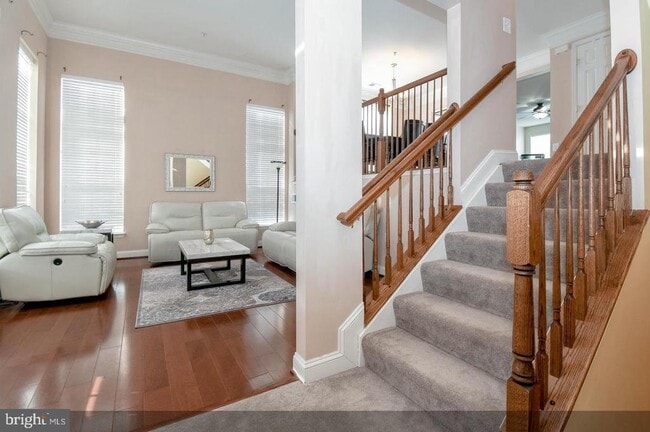 Building Photo - 15260 Rosemont Manor Dr