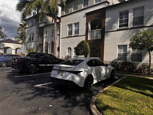 Building Photo - 4381 SW 160th Ave