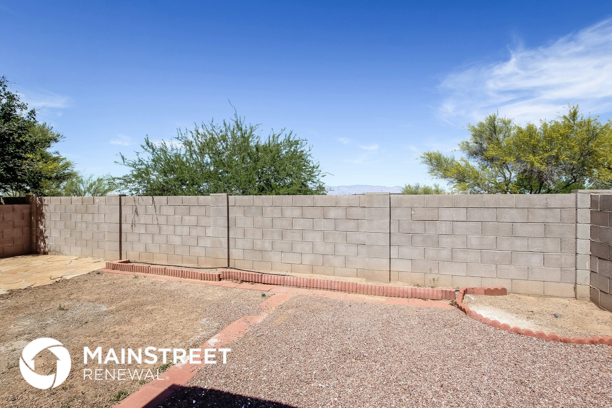 Building Photo - 6193 E Stonechat Dr