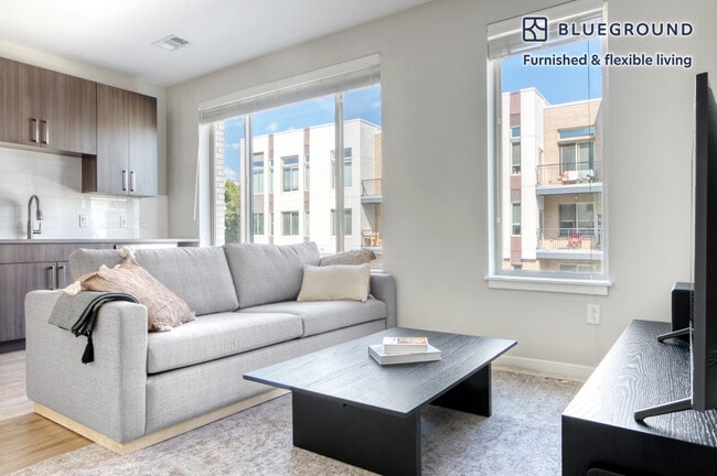 Primary Photo - 2298 W 28th Ave