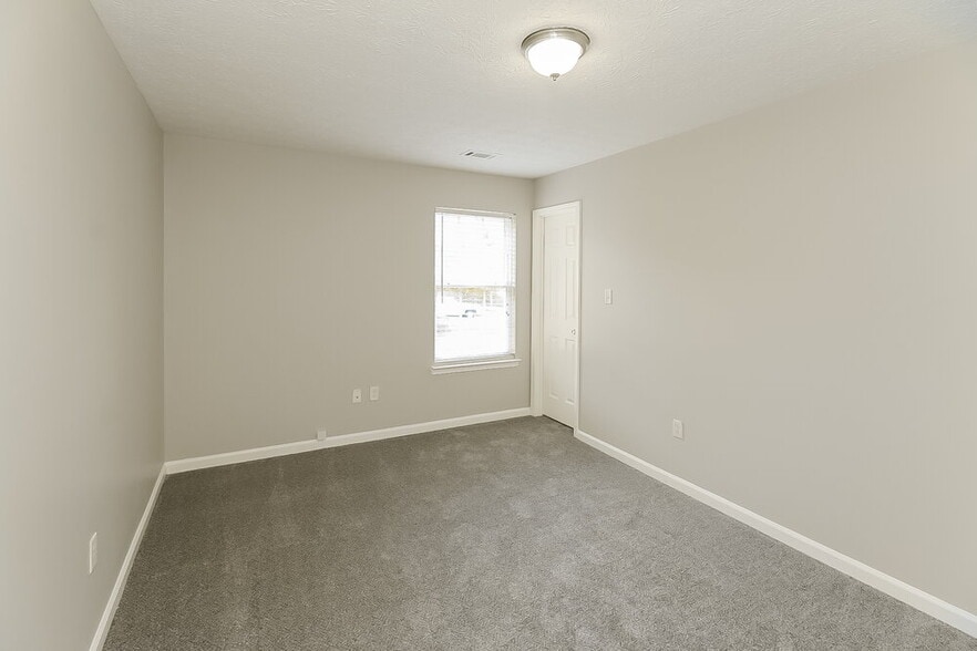 Building Photo - 4969 Saddle Creek Cir