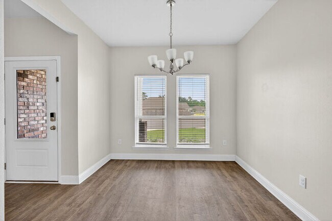 Building Photo - 15610 Ridge Ct