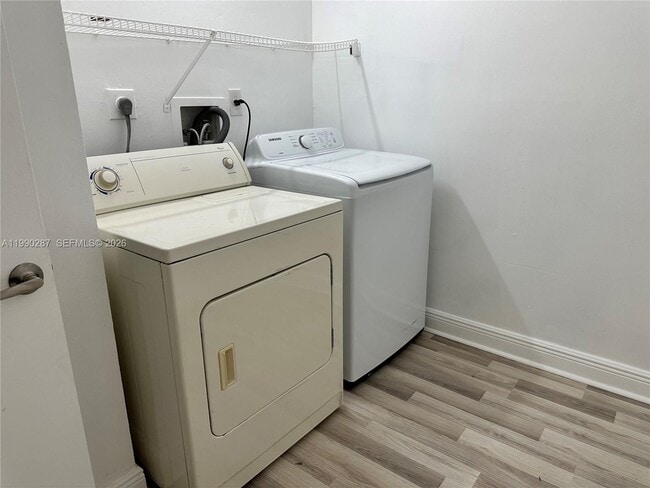 Building Photo - 5760 Rock Island Rd