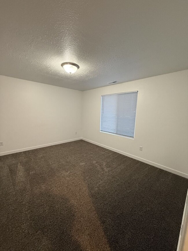 Building Photo - Beautiful Home in Santaquin, UT