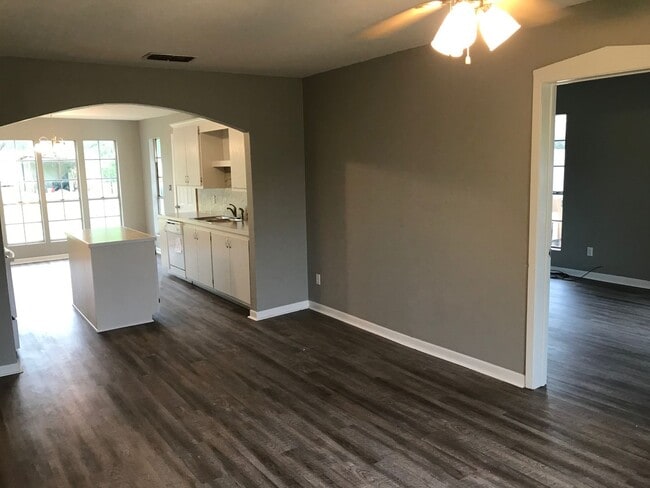 Building Photo - Available Soon!