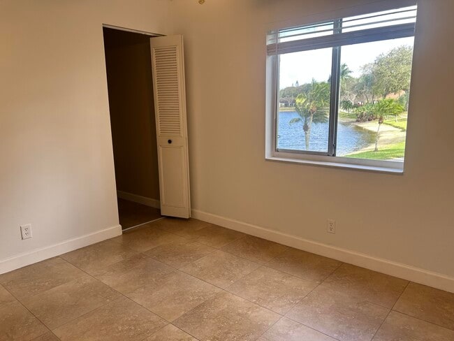 Building Photo - 4988 Sable Pine Cir