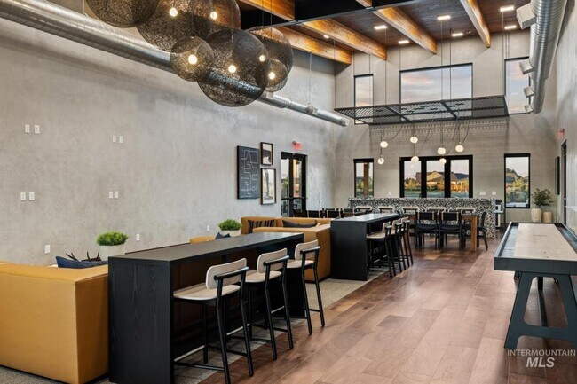 Building Photo - 7655 W Meltwater Ln