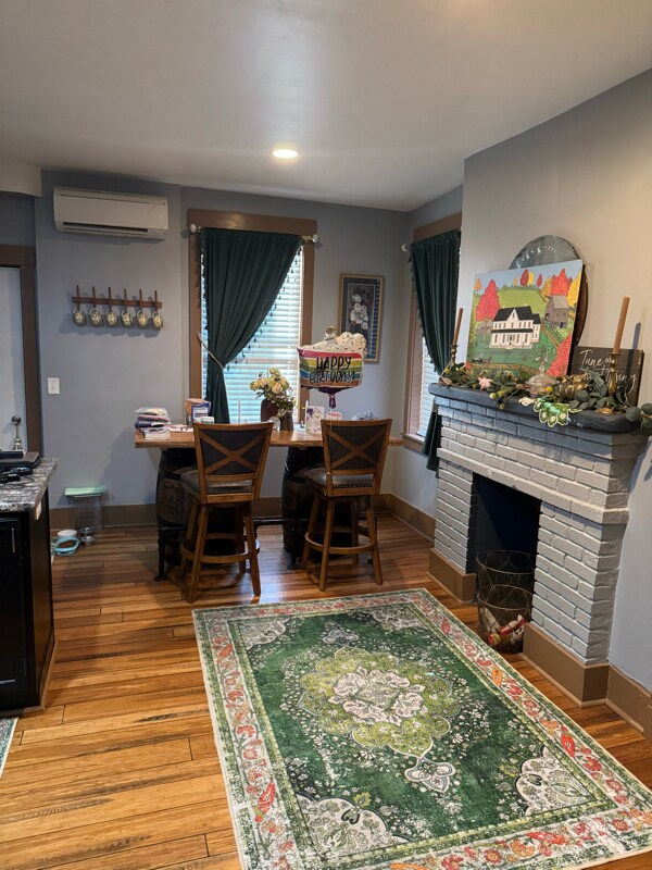 Building Photo - 201 Mulberry St