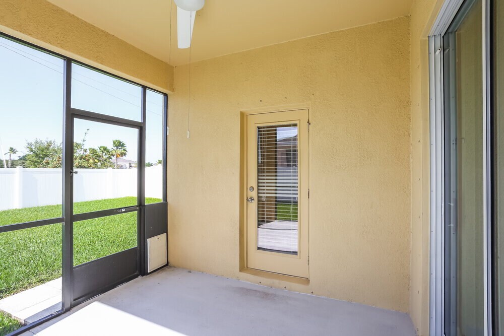 Building Photo - 2458 Dovesong Trace Dr