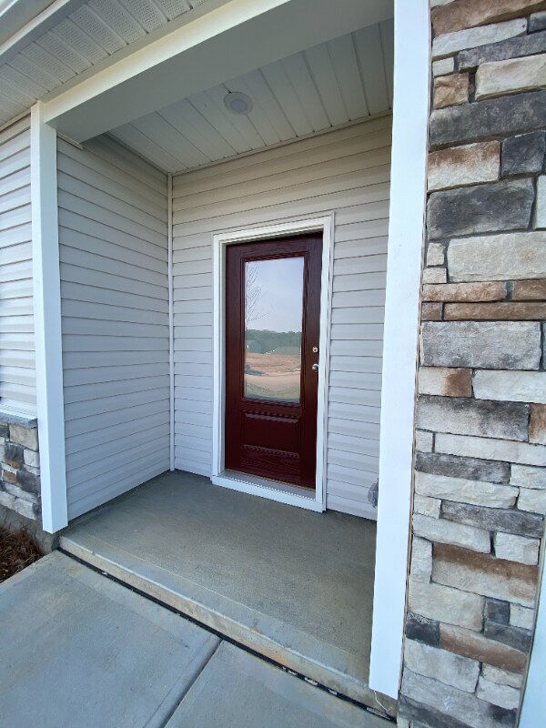 Building Photo - 105 Level Dr