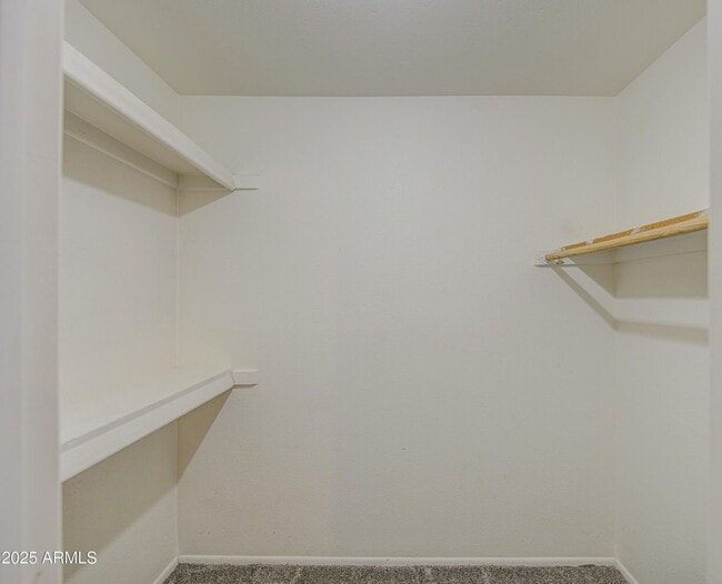 Building Photo - Move in Ready, Electricity Included!!