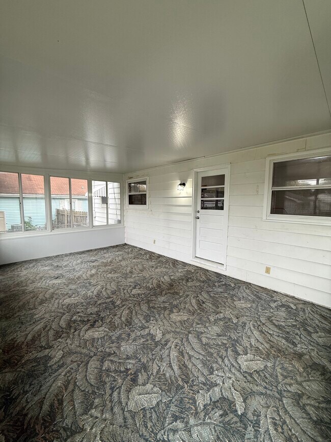 Building Photo - 418 McKinley Ave