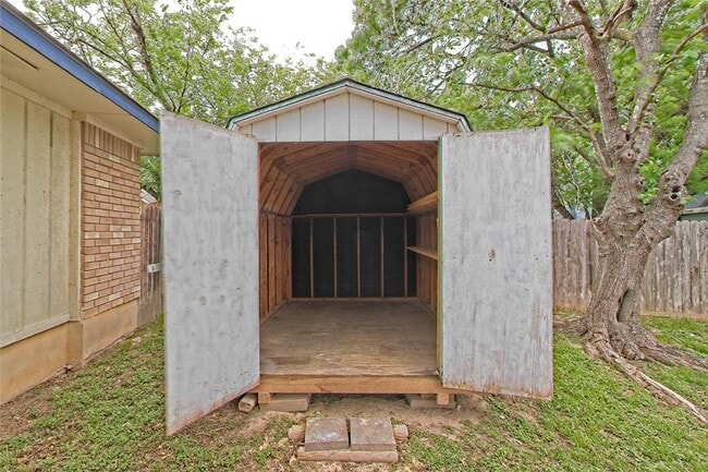 Building Photo - 14207 Anita Marie Ln