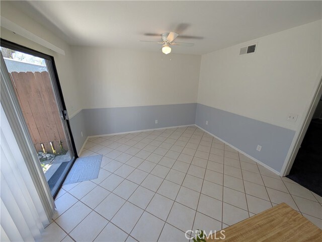 Building Photo - 2620 Huntington Dr