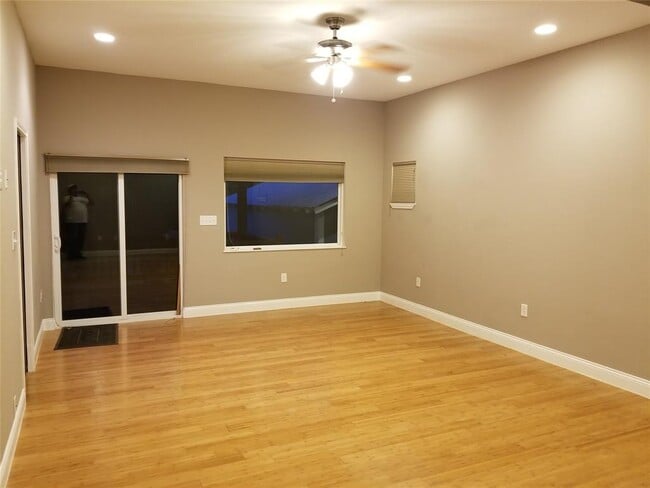 Building Photo - 1410 North St