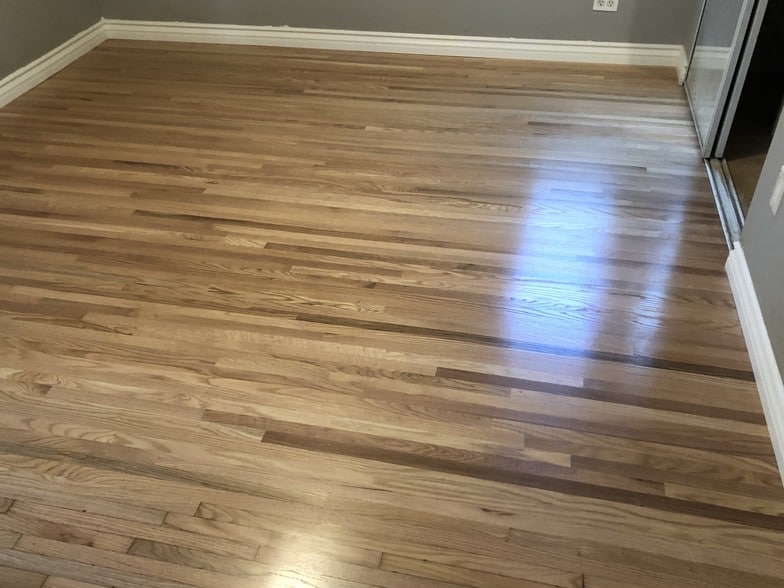 New hardwood floors in all 3 bedrooms - 601 N Park Ave