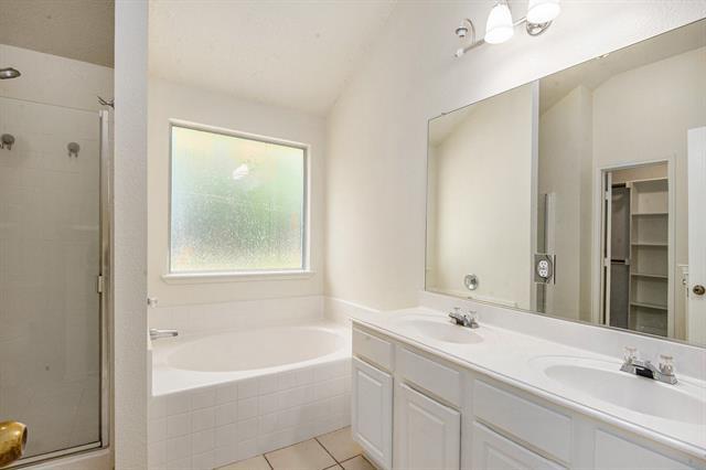 Building Photo - 836 Cedar Ridge Ln