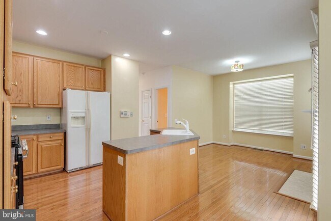 Building Photo - 43794 Virginia Manor Terrace