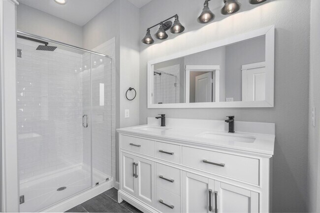 Building Photo - 8440 Berry Brush Ln