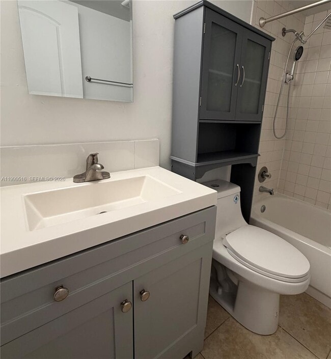 Building Photo - 301 SW 135th Ave